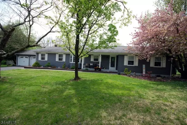 16 Stillwell Rd, High Bridge Boro, NJ 08829