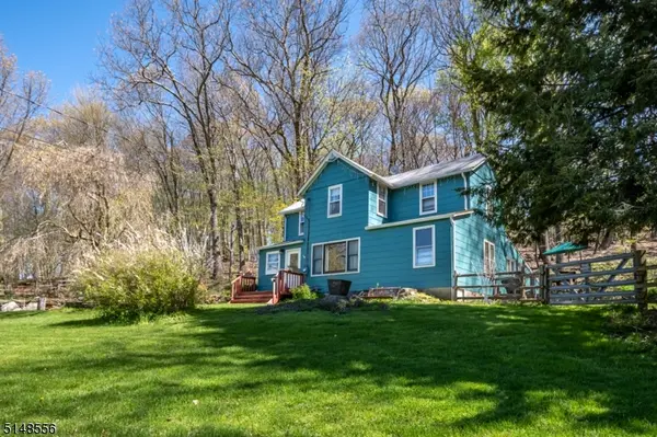 151 Smithtown Rd, Mount Olive Twp., NJ 07840