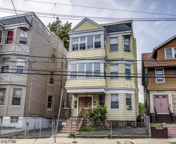 93 21St St, Irvington Twp., NJ 07111