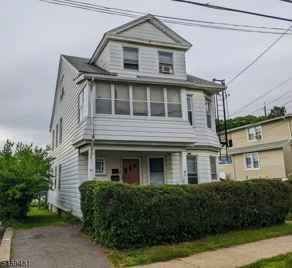 55 Wagaraw Blvd, Prospect Park Boro, NJ 07508