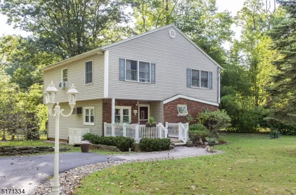 182 Park Ln, Wayne Twp., NJ 07470