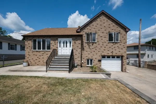 105 Stoll St, Netcong Boro, NJ 07857