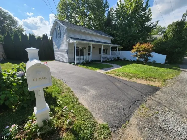 318 A 5th St, Belvidere Twp., NJ 07823