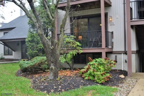 8133 Ashland Ct #133, Stanhope Boro, NJ 07874