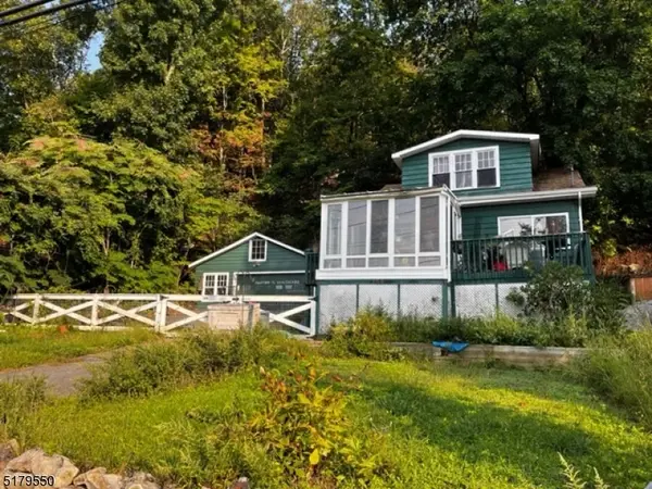 159 Lackawanna Dr, Byram Twp., NJ 07874