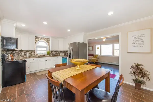 15 Cedar Ter, Vernon Twp., NJ 07418