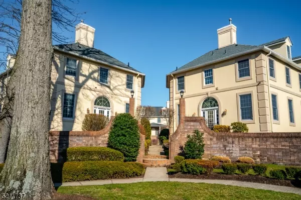 9 Sevell Cir, Clark Twp., NJ 07066