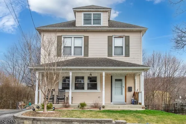 8 Burtt St, Netcong Boro, NJ 07857
