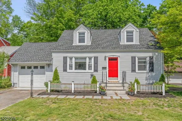 11 2nd Ave, Roseland Boro, NJ 07068