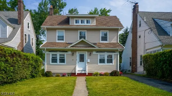 211 E 3rd Ave, Roselle Boro, NJ 07203