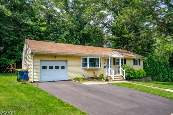 16 Hagemount Ave, Hightstown Boro, NJ 08520