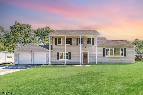 3 Cherry Ln, Parsippany-troy Hills Twp., NJ 07054