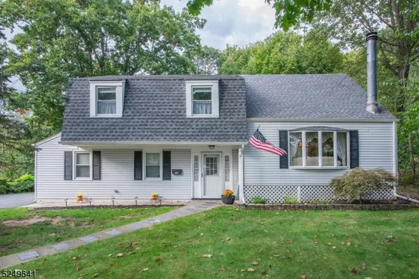 32 Monterey Dr, Wayne Twp., NJ 07470