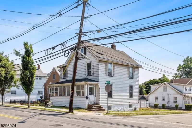 229 Valley Rd, Clifton City, NJ 07013