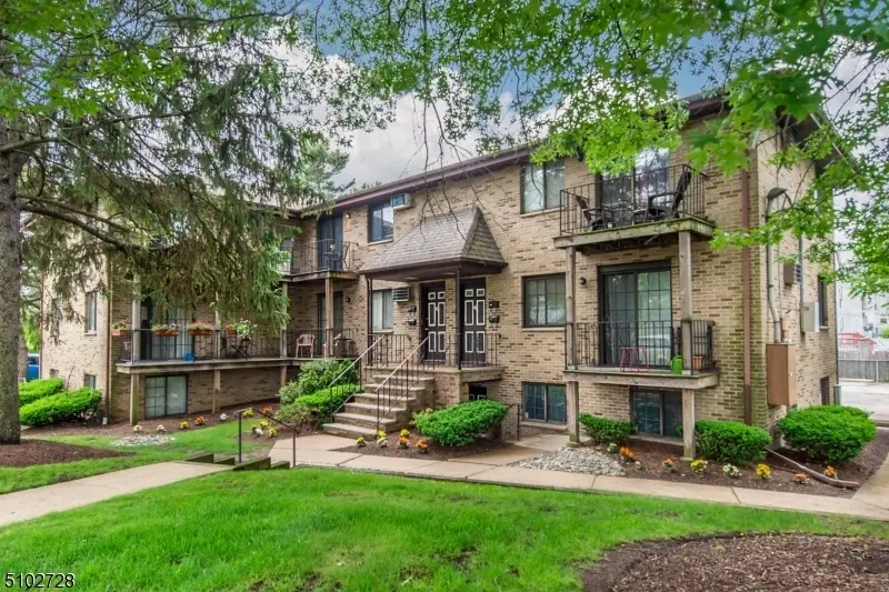 79 Getty Ave #3C, Clifton City, NJ 07011