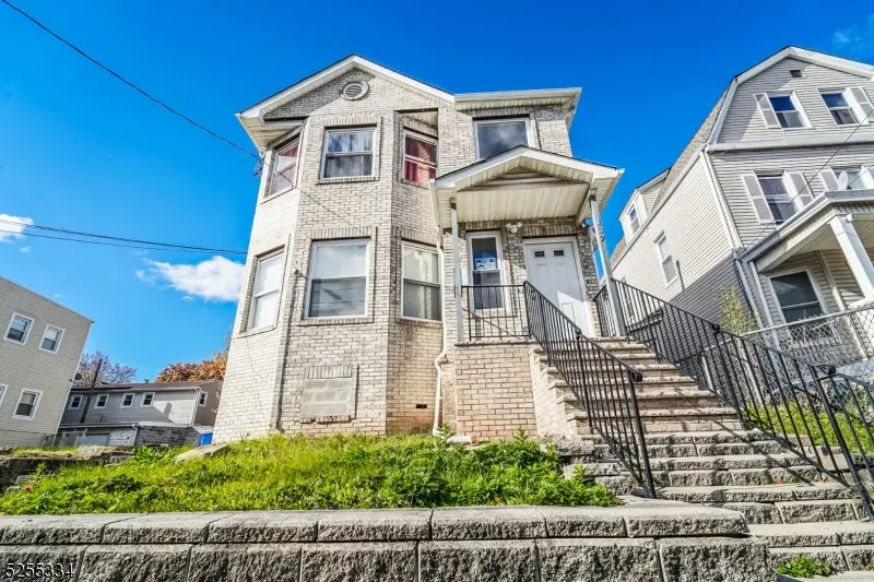 137 21st St, Irvington Twp., NJ 07111