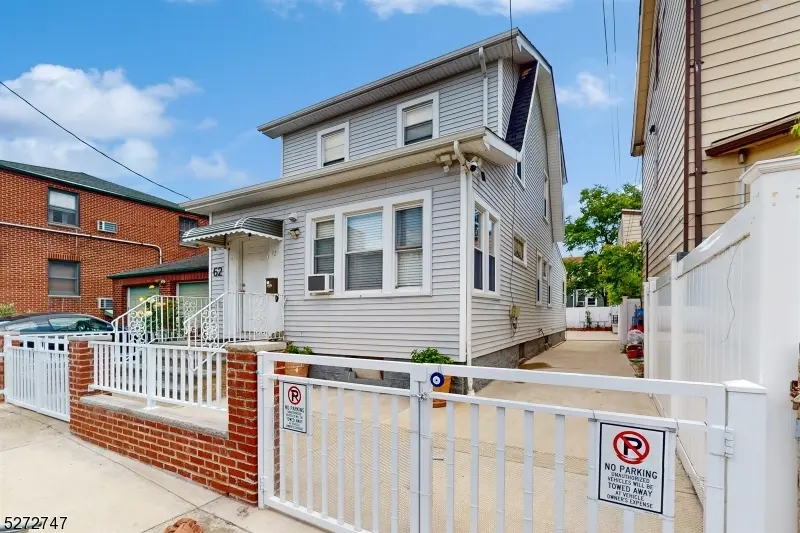 Fairview Boro, NJ 07022,62 Hamilton Ave