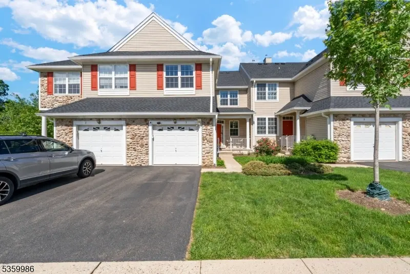 3 River Birch Cir, Montgomery Twp., NJ 08540