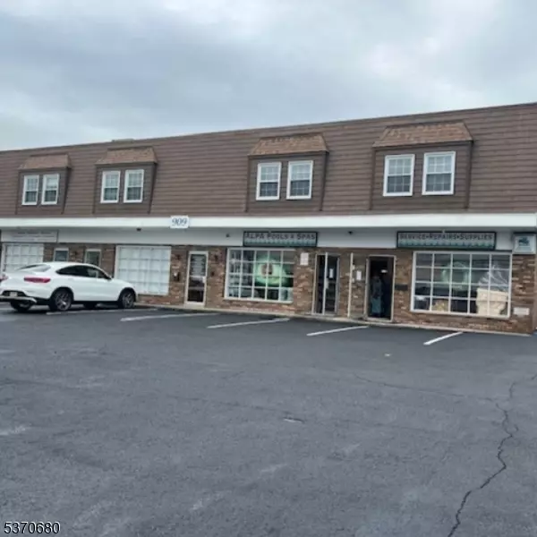 North Haledon Boro, NJ 07508,909 Belmont Ave