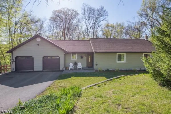 33 JENKINS RD, Franklin Boro, NJ 07416