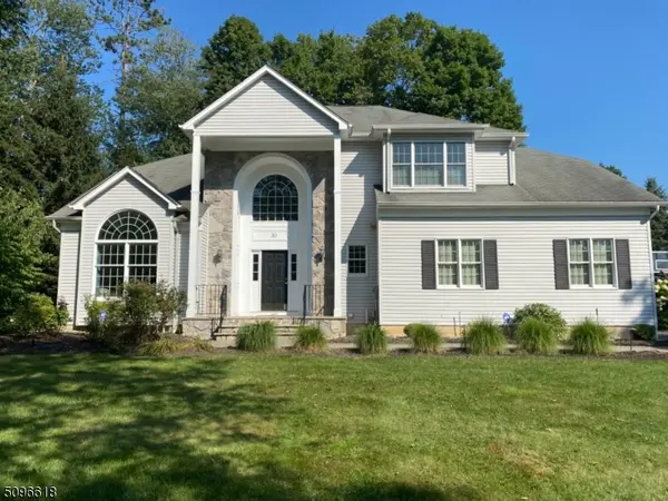 30 Marjaleen Dr, Randolph Twp., NJ 07869