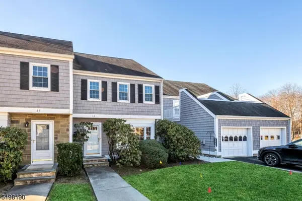 36 Hampshire Dr, Mendham Boro, NJ 07945