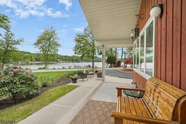 15 Lakeview Ct, Rockaway Twp., NJ 07866