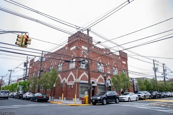 2312 Summit Ave, Union City, NJ 07087