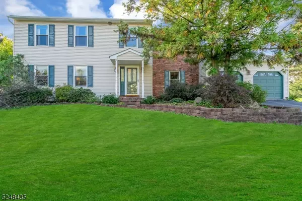 83 Karnell Dr, Piscataway Twp., NJ 08854