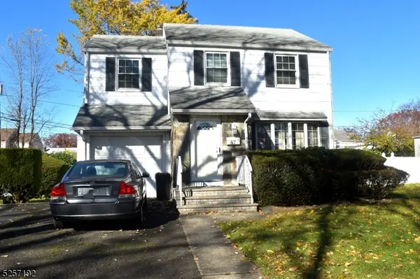 87 Ackerman Ave, Elmwood Park Boro, NJ 07407