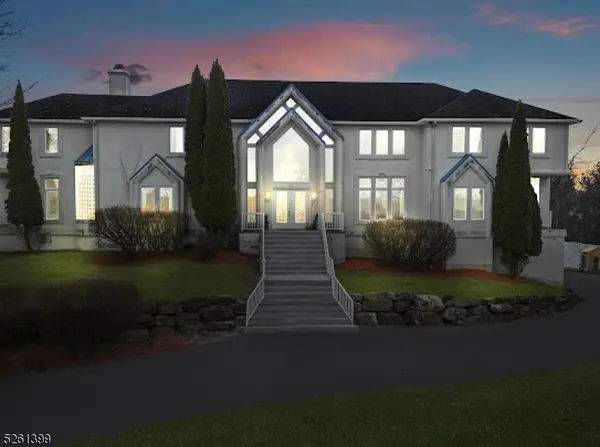 83 Chopin Dr, Wayne Twp., NJ 07470