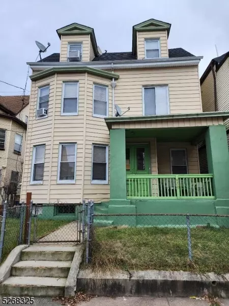 639 E 27Th St, Paterson City, NJ 07504