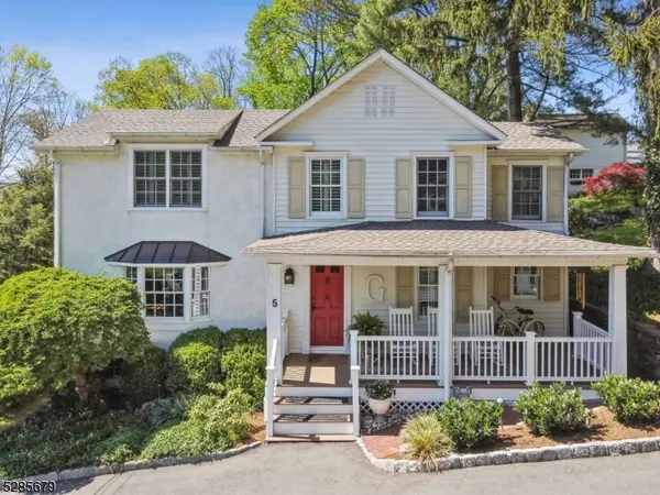 5 Church St, Stockton Boro, NJ 08559