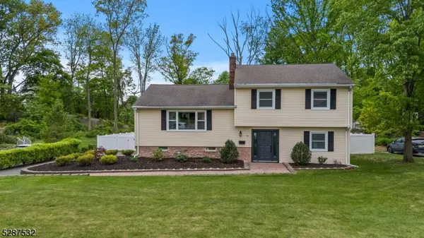 31 Robin Hood Rd, Parsippany-troy Hills Twp., NJ 07950