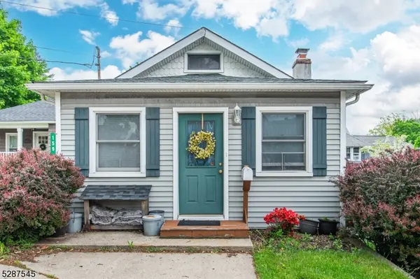 159 Main St, Newton Town, NJ 07860