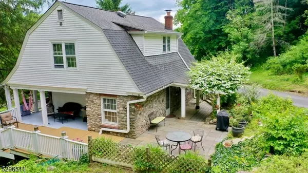 18 High St, Blairstown Twp., NJ 07825