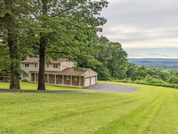 Vernon Twp., NJ 07461,9 Hillsdale Dr