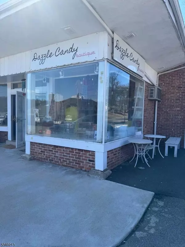 Wayne Twp., NJ 07470,40 Lake Dr