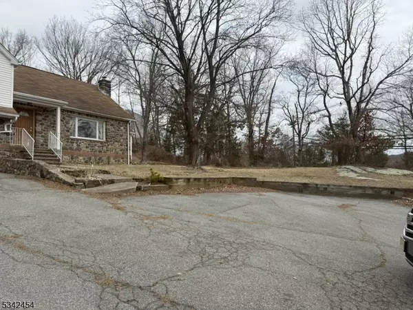 Rockaway Twp., NJ 07866,103 Green Pond Rd