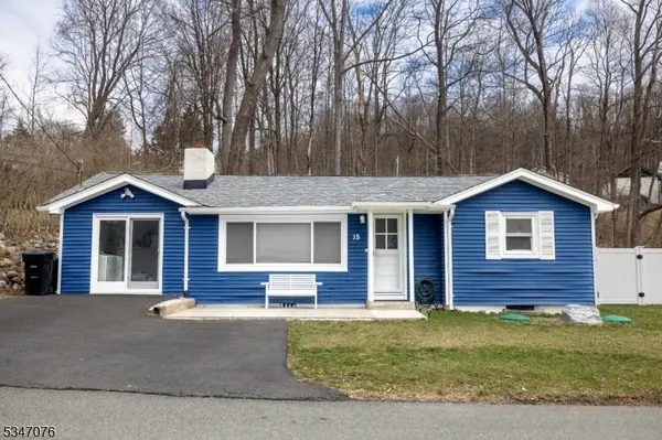 15 Lakeside Ave, Hardyston Twp., NJ 07460