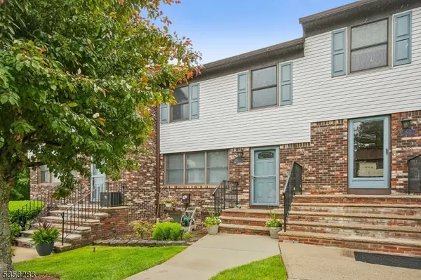 93 Stedwick Dr, Mount Olive Twp., NJ 07828