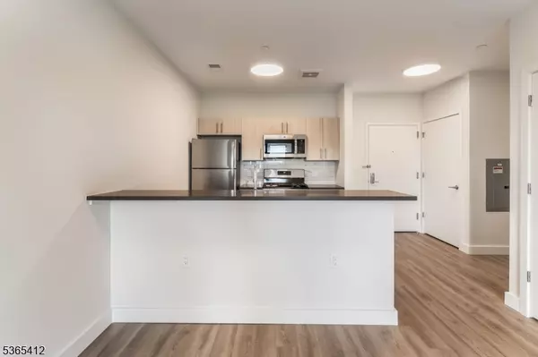 City Of Orange Twp., NJ 07050,72 S Essex Ave #409