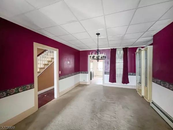 Phillipsburg Town, NJ 08865,4 Randall St