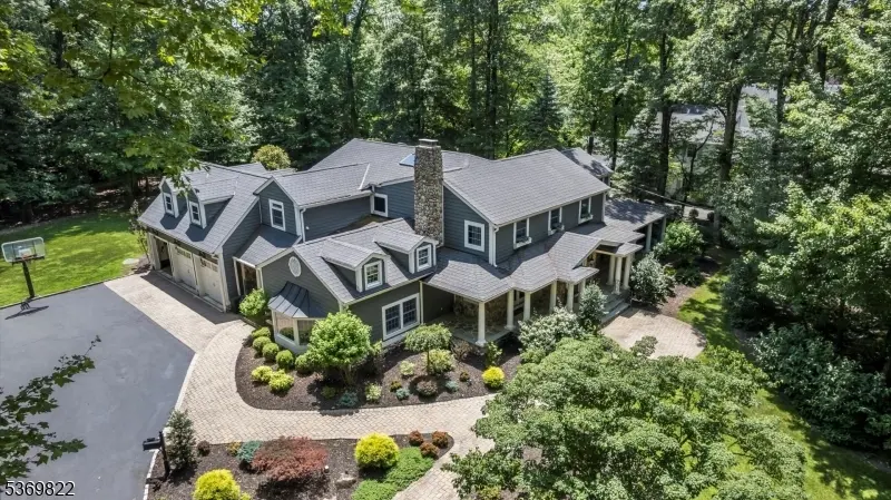 133 Devon Road, Essex Fells Twp., NJ 07021