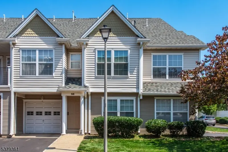 56 Collura Ln, Clifton City, NJ 07012