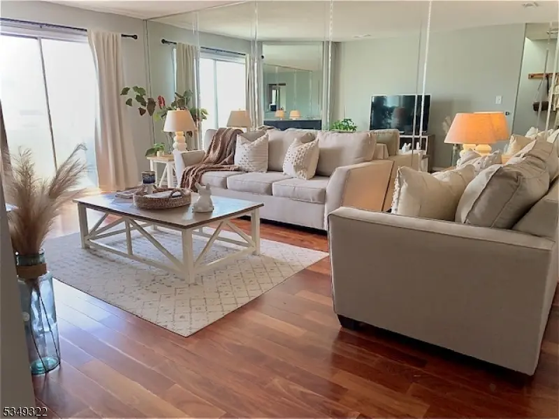 422 Johnstone St, Perth Amboy City, NJ 08861