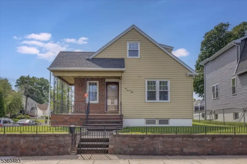 North Arlington Boro, NJ 07031,150 Prospect Ave