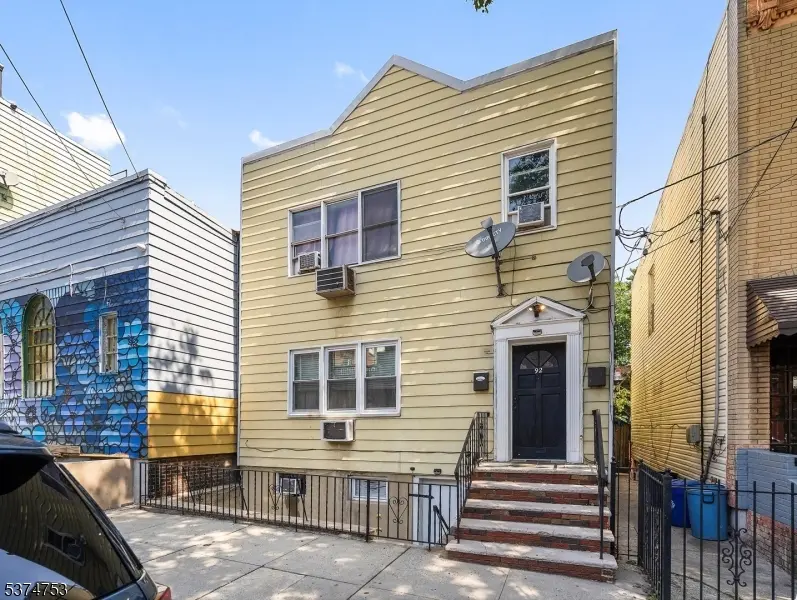 Jersey City, NJ 07307,92 Hutton St