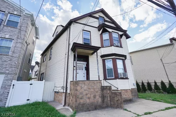 910 3Rd, Elizabeth City, NJ 07201