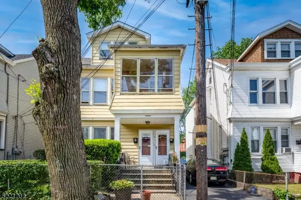 16 Hazel Pl, Irvington Twp., NJ 07111